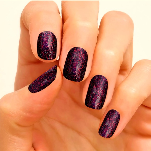 Color Street Other - CS Retired Nail Strips Russian Around.